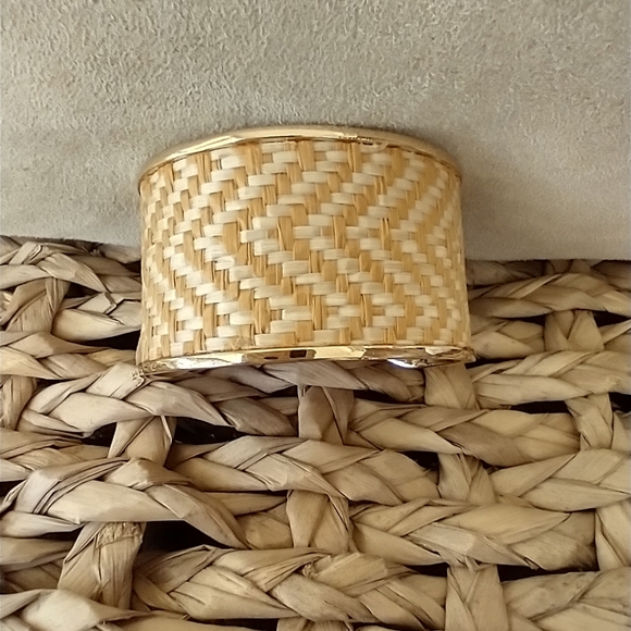 Split Bangle Cuff Bracelet  Weaved Design - Picture 4 of 9